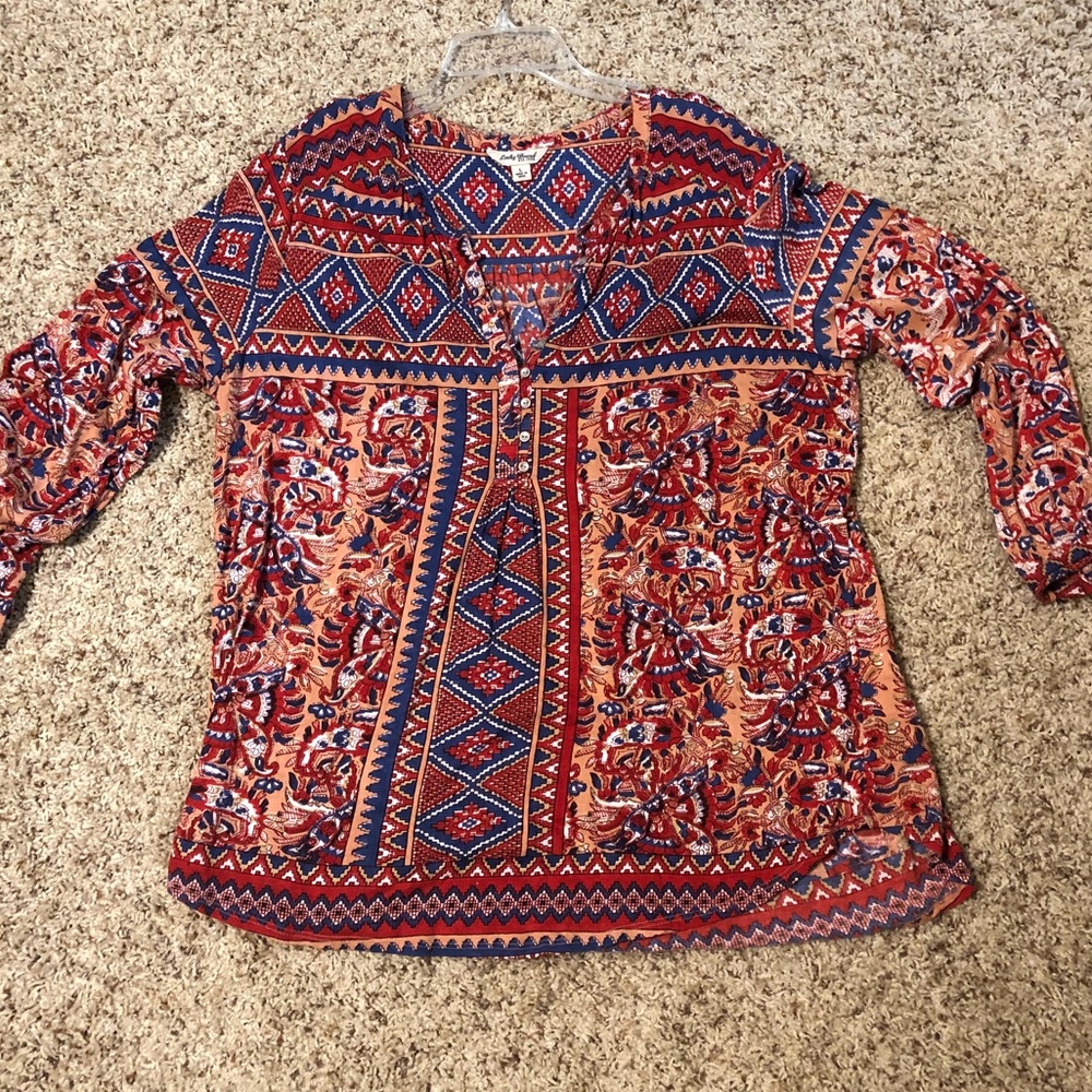 Awesome Lucky brand long sleeve t-shirt